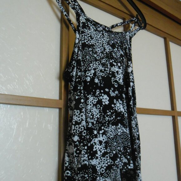 Cute strappy high low top by Arizona Jeans. Small size. - Picture 2 of 8